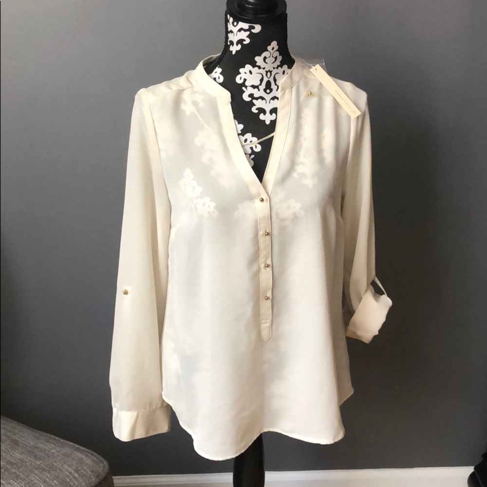 Lauren Conrad Roll tab cream color blouse 🆕